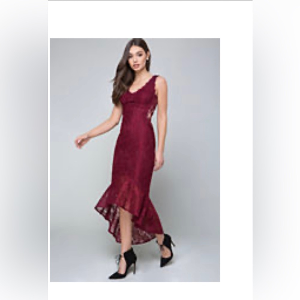 NWOT Bebe Lace Hi-Lo Gown
